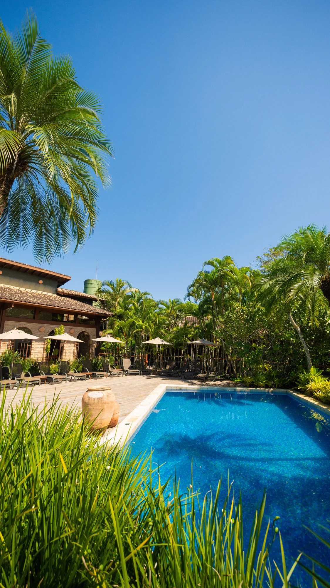 Piscina e arquitetura do Villa Bebek
